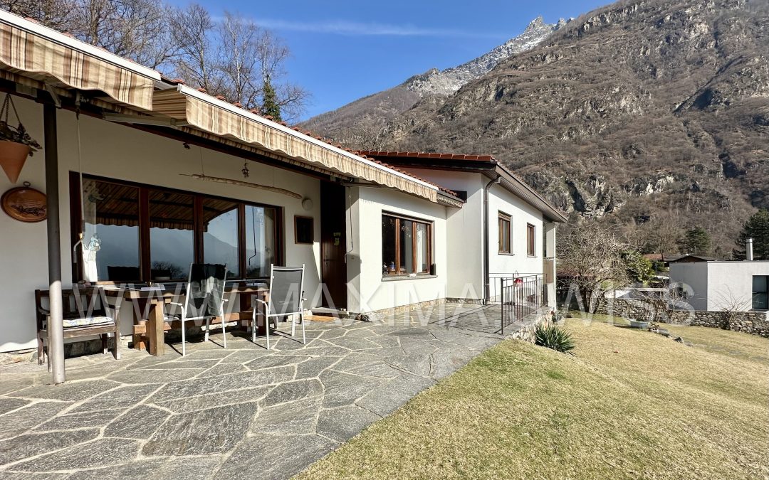BIASCA: CASA IMMERSA NEL VERDE CON NUOVA DEPANDANCE