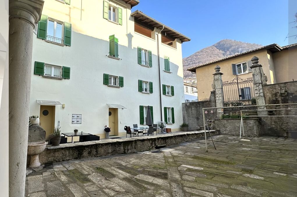 MENDRISIO: 4.5 LOCALI NEL CENTRO STORICO